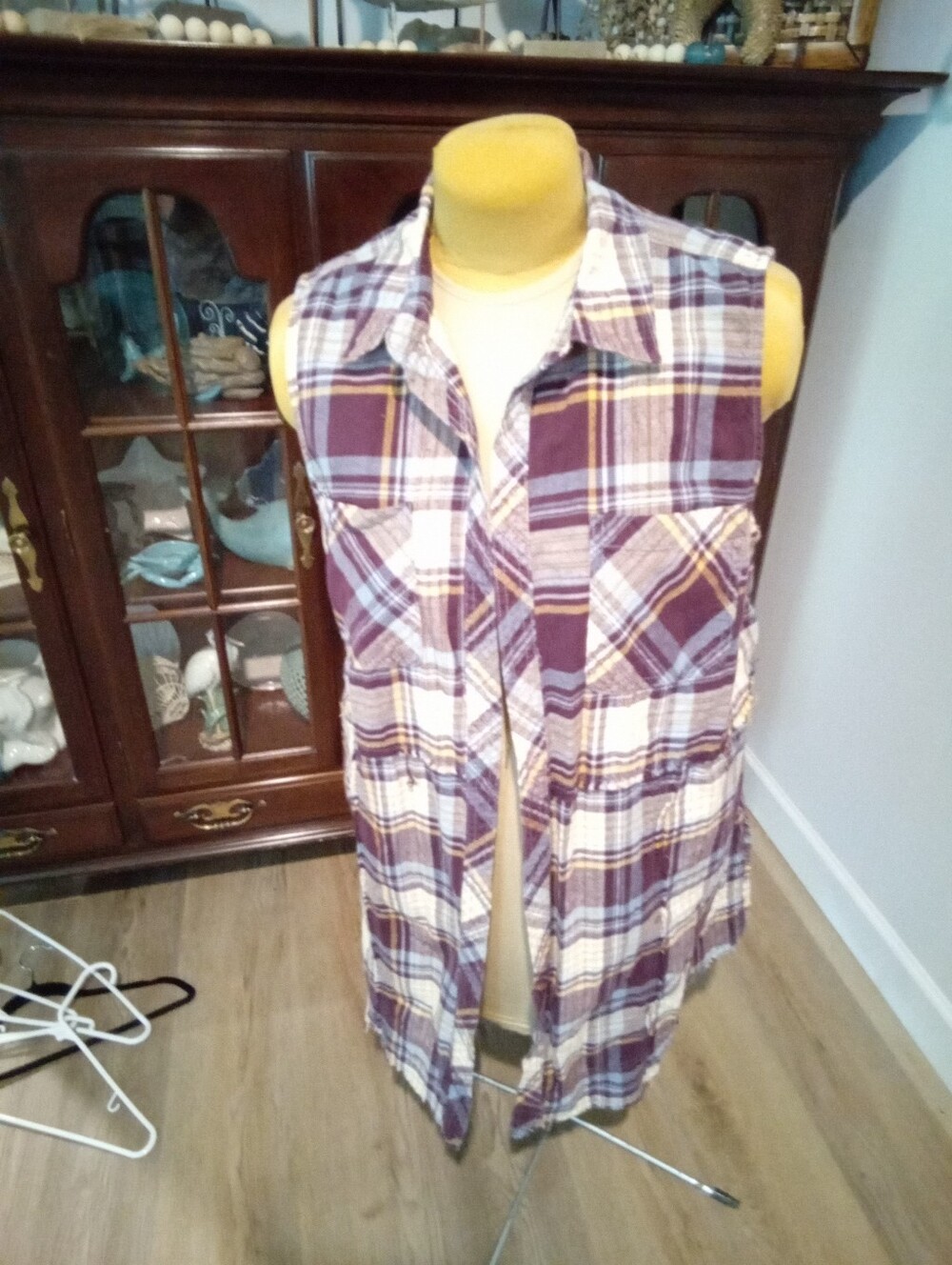 Cato Plus Size 18/20Burgundy Plaid Sleeveless Long Vest